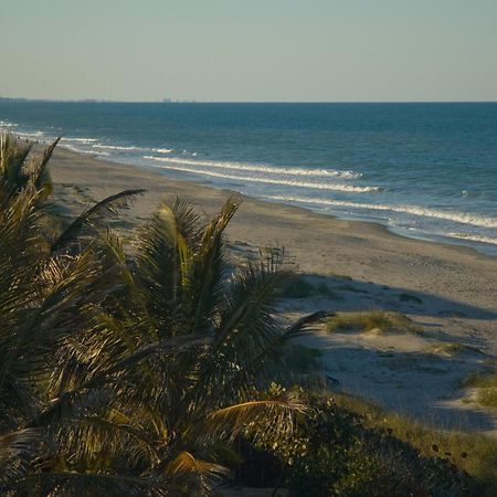 Tuckaway Shores Resort Melbourne Exterior photo